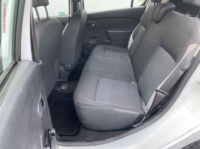 Dacia Sandero - hlavní fotka