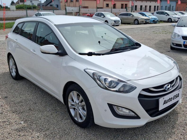 Hyundai i30 - hlavní foto