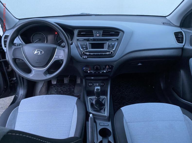 Hyundai i20 - hlavní fotka