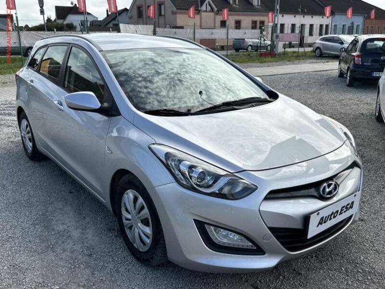 Hyundai i30 - hlavní fotka inzerátu