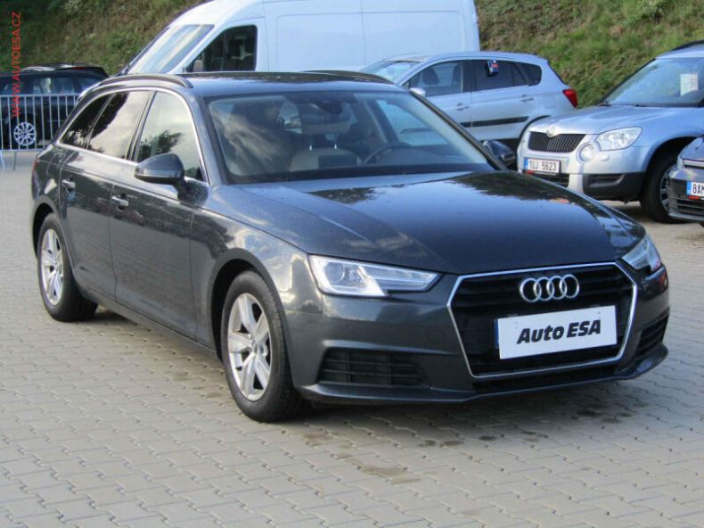 Audi A4 - hlavní foto