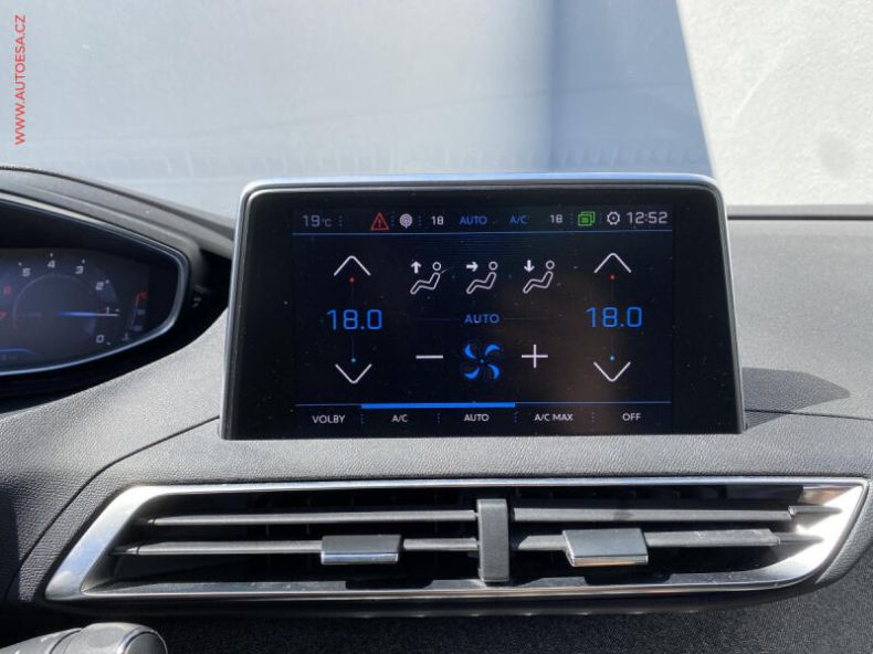 Peugeot 5008 - hlavní fotka