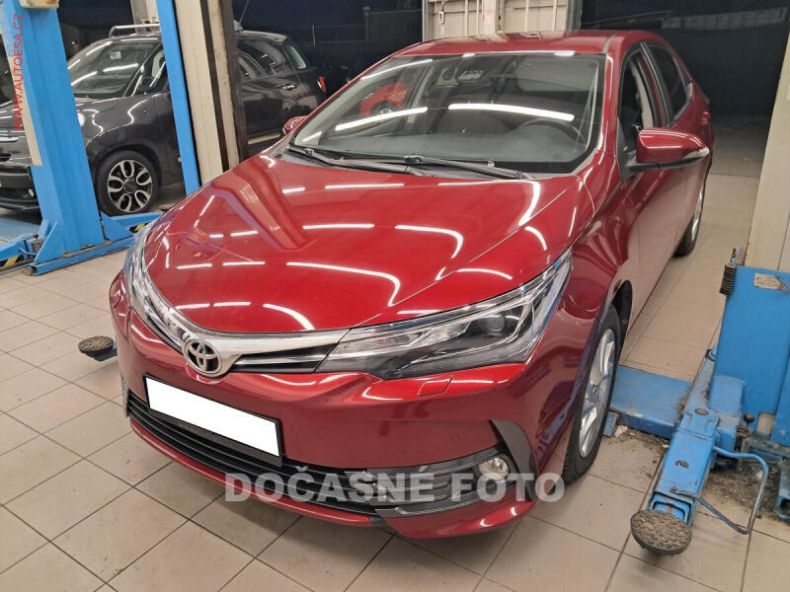 Toyota Corolla - hlavní foto