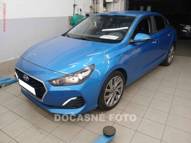 Hyundai i30 - hlavní foto