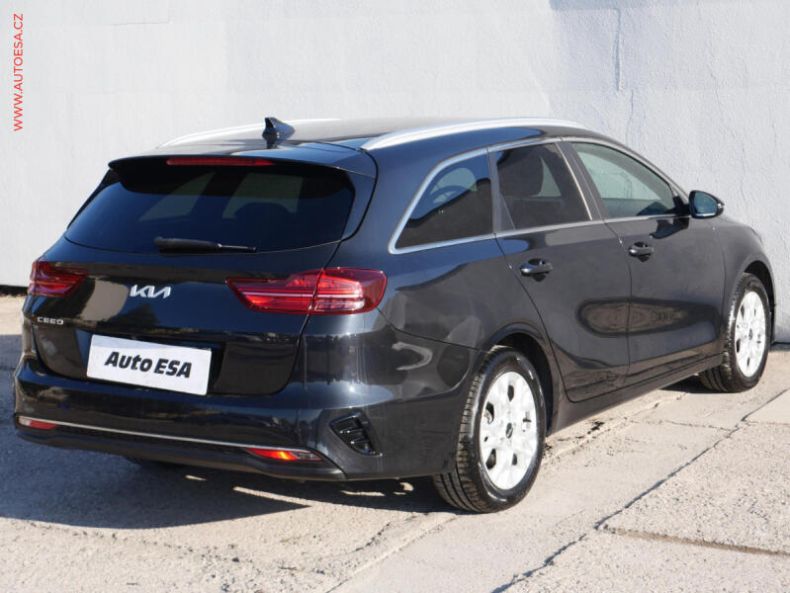 Kia Cee'd - hlavní fotka