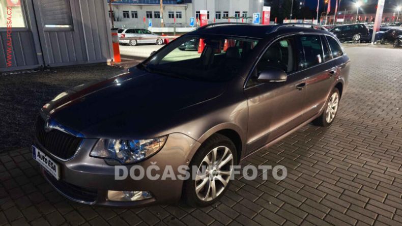 Škoda Superb - hlavní foto