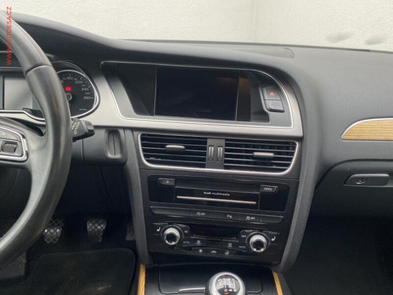Audi A4 - hlavní fotka