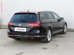 Volkswagen Passat - fotka číslo 3