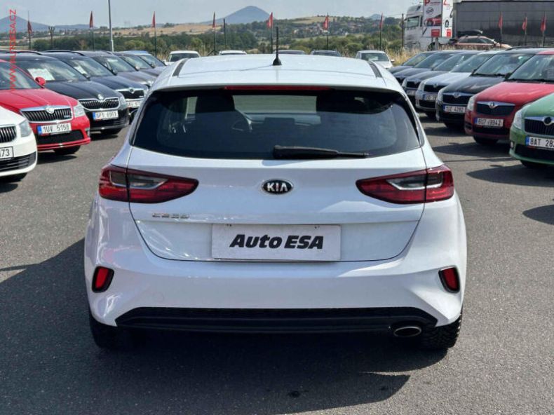 Kia Cee'd - hlavní fotka