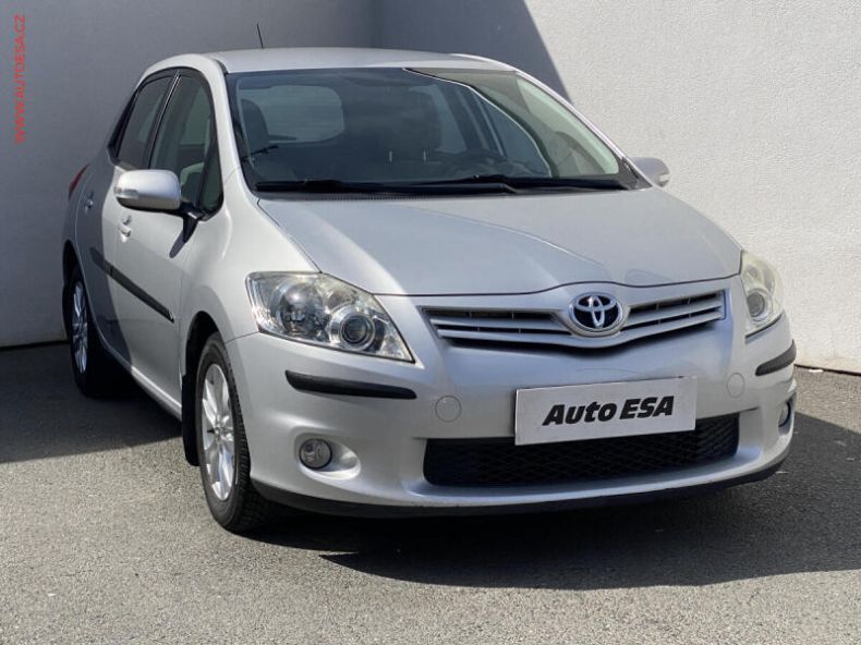 Toyota Auris - hlavní foto