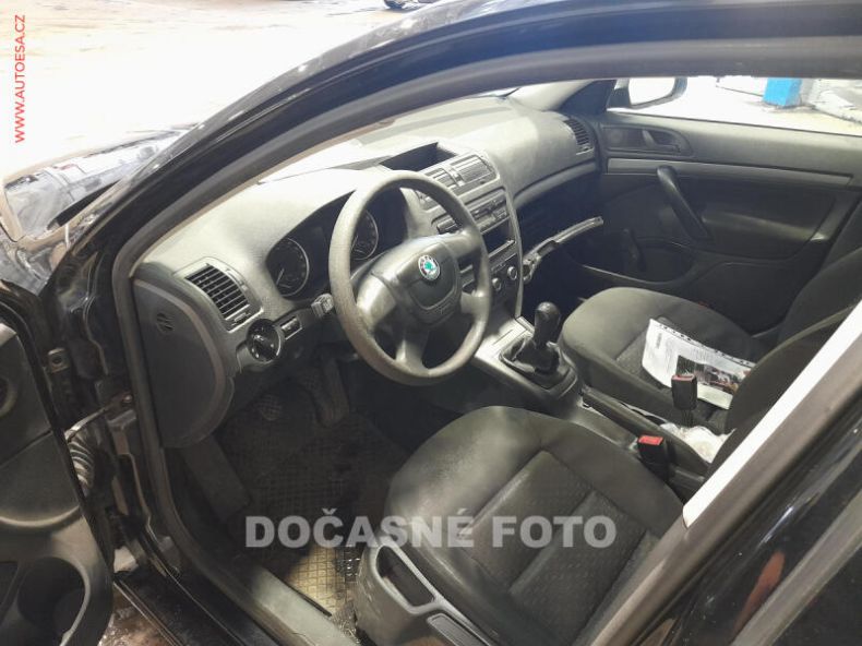 Škoda Octavia - hlavní fotka