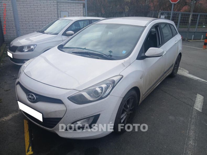 Hyundai i30 - hlavní foto