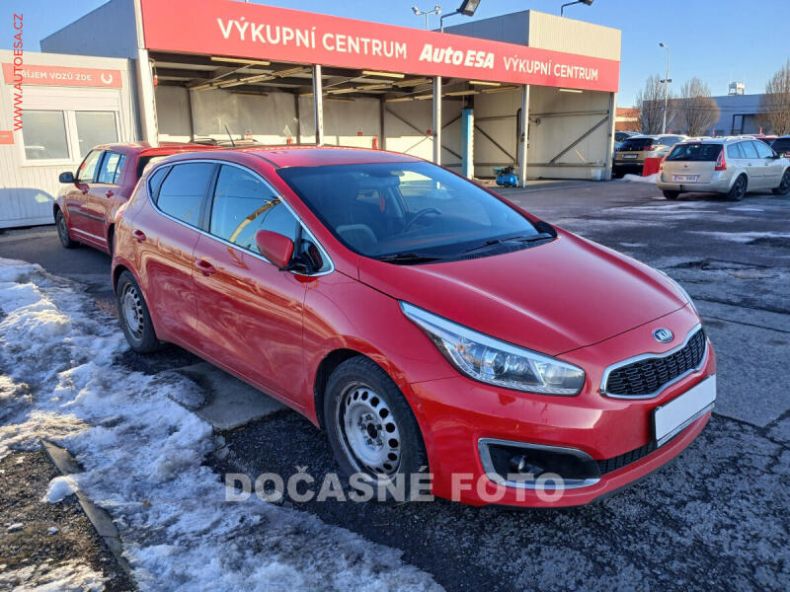 Kia Cee'd - hlavní foto
