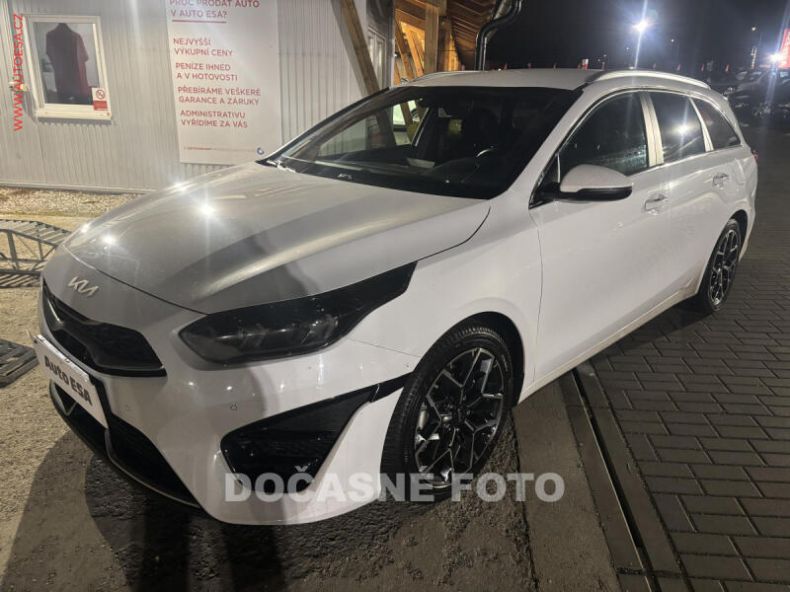 Kia Cee'd - hlavní foto