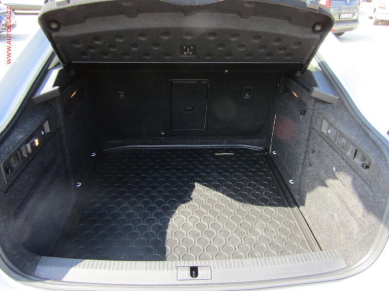 Škoda Superb - hlavní fotka