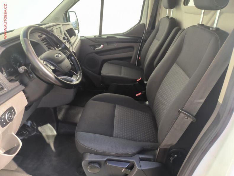 Ford Transit - hlavní fotka