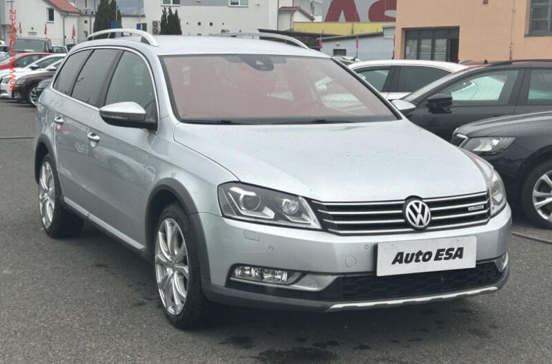 Volkswagen Passat - hlavní fotka inzerátu