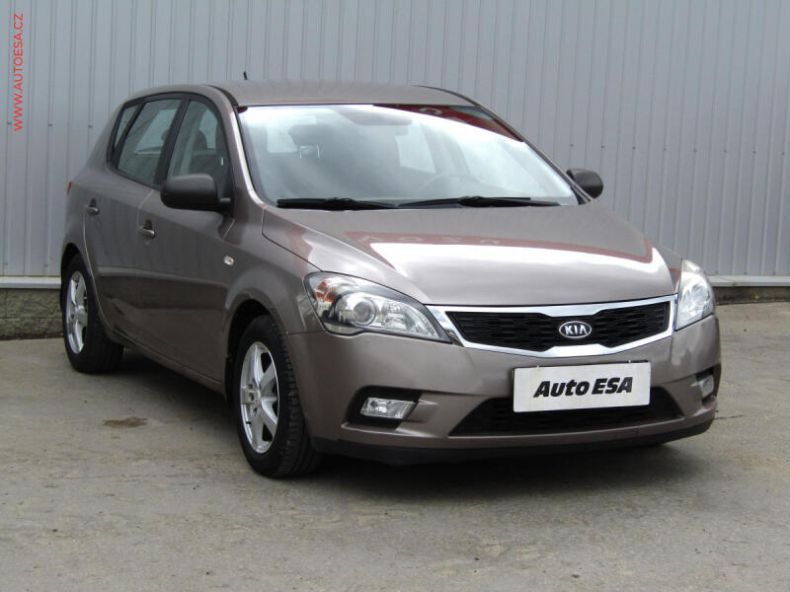 Kia Cee'd - hlavní foto
