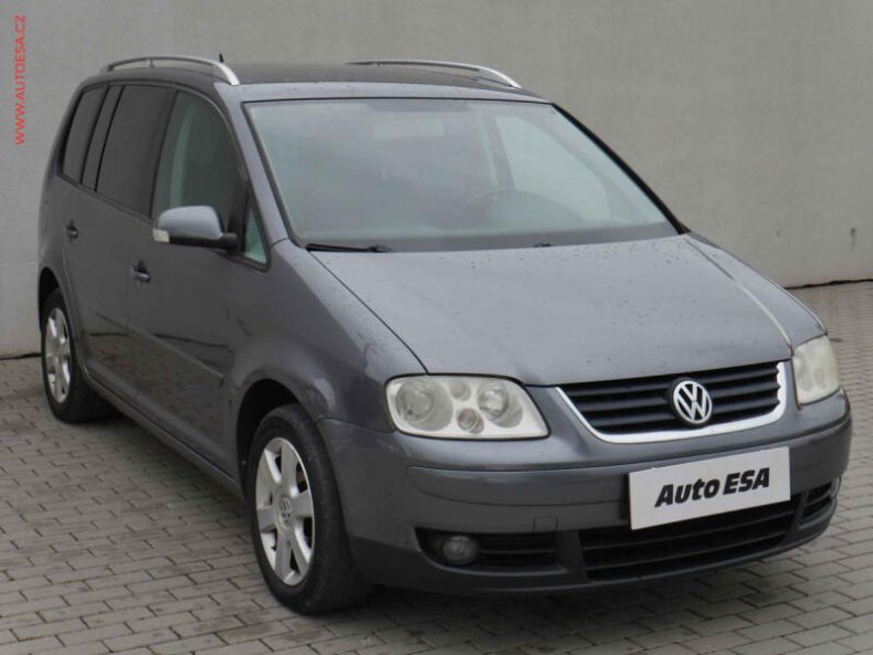 Volkswagen Touran - hlavní foto
