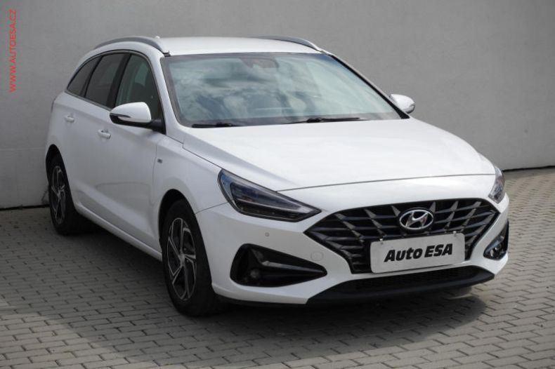 Hyundai i30 - hlavní foto