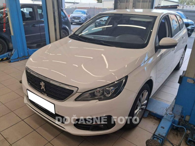 Peugeot 308 - hlavní foto