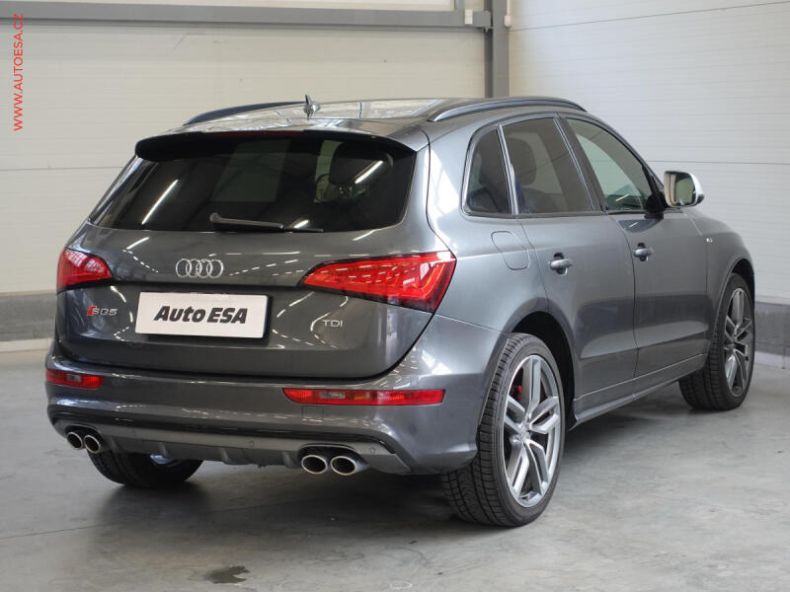 Audi SQ5 - hlavní fotka