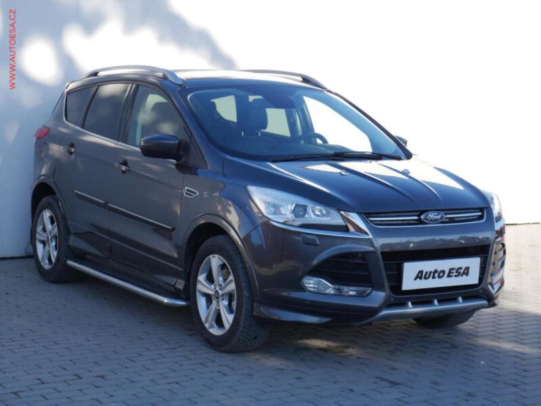 Ford Kuga - hlavní foto