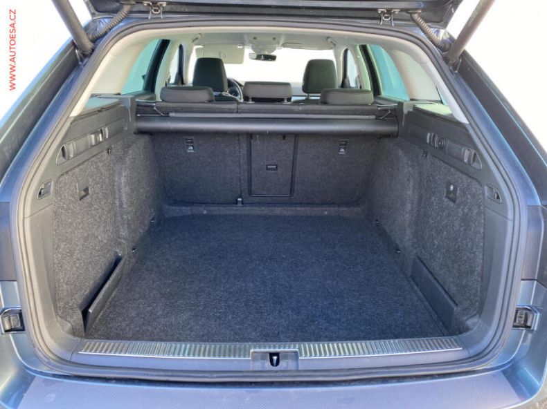 Škoda Superb - hlavní fotka