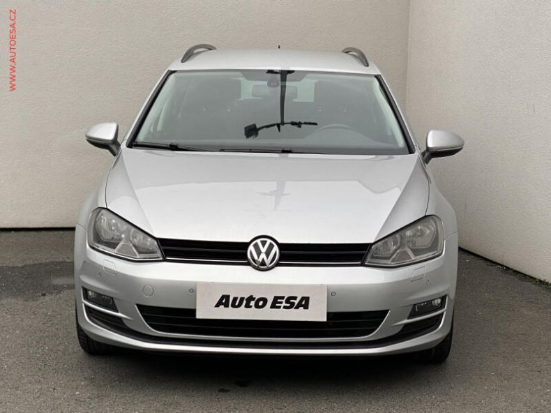 Volkswagen Golf - hlavní fotka