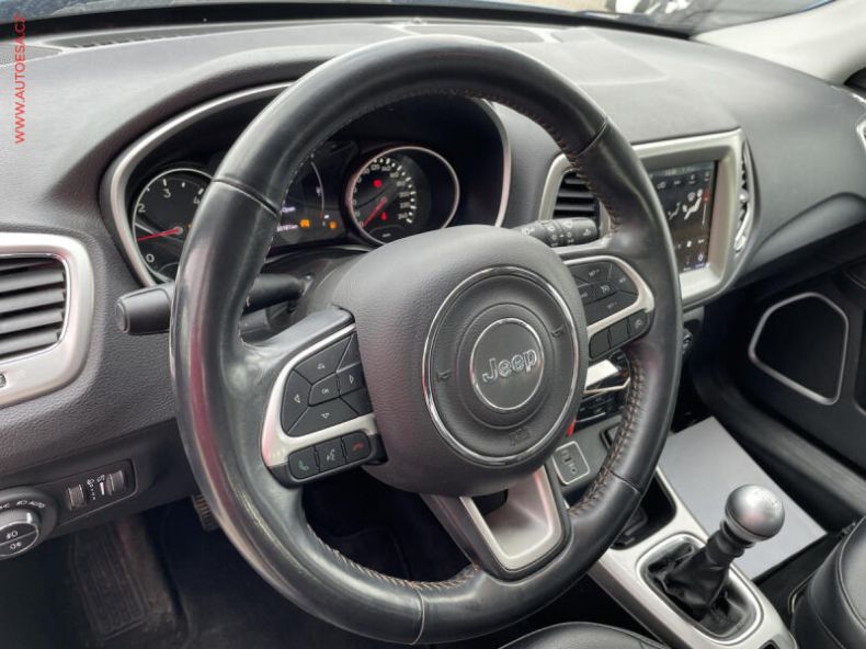 Jeep Compass - hlavní fotka