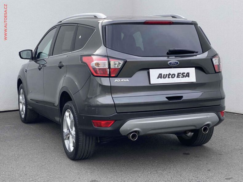 Ford Kuga - hlavní fotka