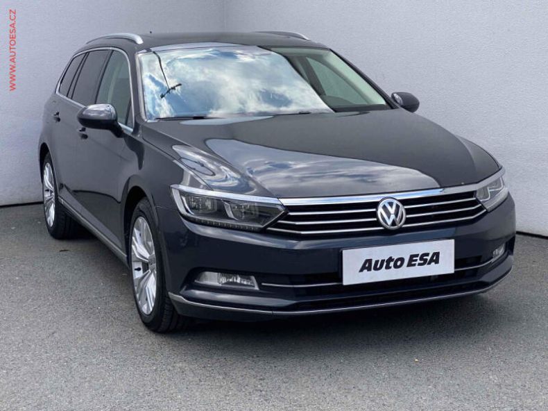 Volkswagen Passat - hlavní foto