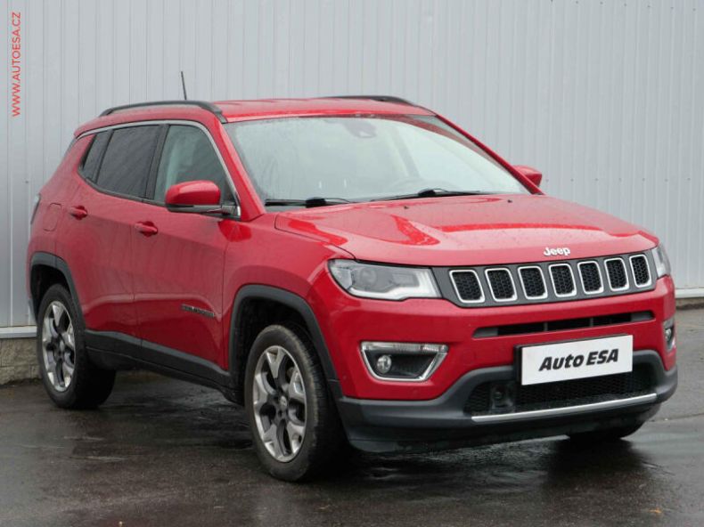 Jeep Compass - hlavní foto