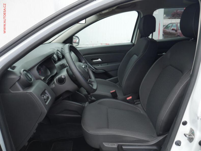 Dacia Duster - hlavní fotka