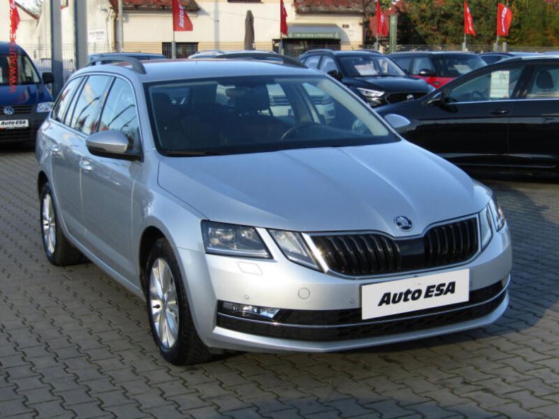 Škoda Octavia - hlavní foto