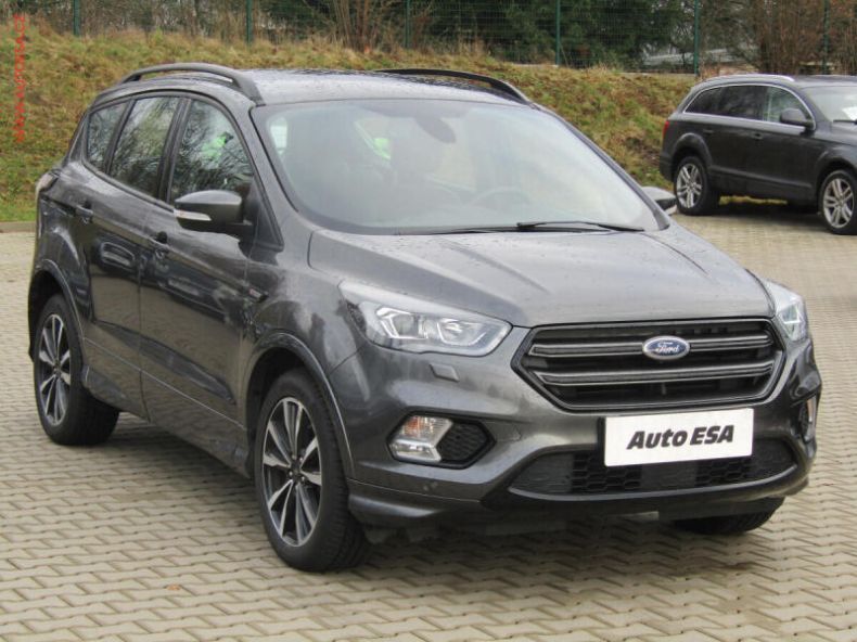 Ford Kuga - hlavní foto