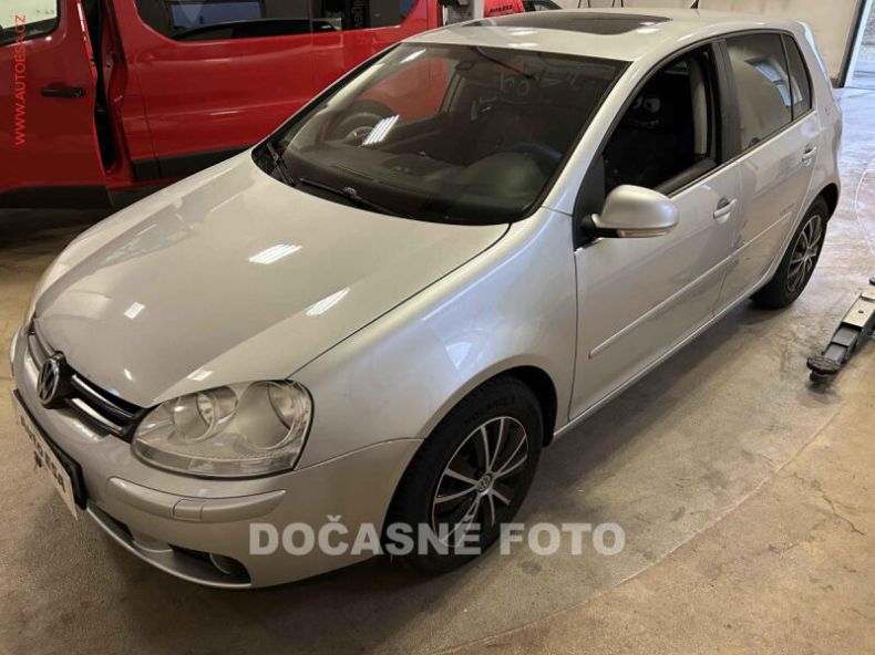 Volkswagen Golf - hlavní fotka inzerátu