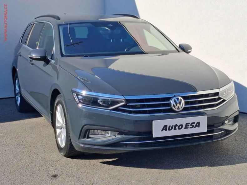 Volkswagen Passat - hlavní fotka inzerátu
