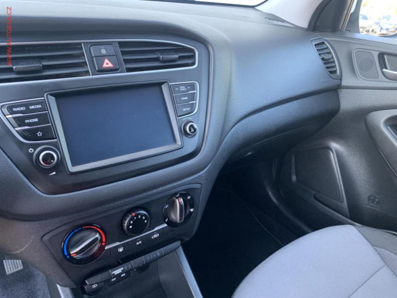 Hyundai i20 - hlavní fotka