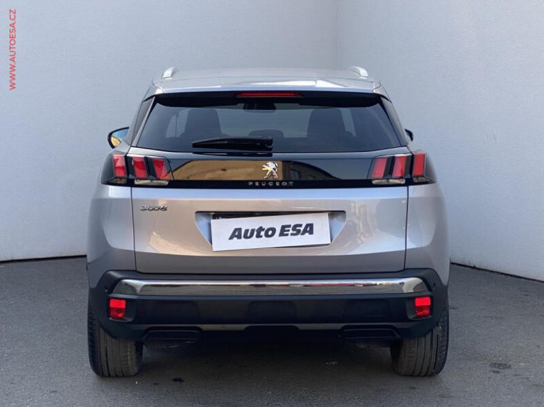 Peugeot 3008 - hlavní fotka