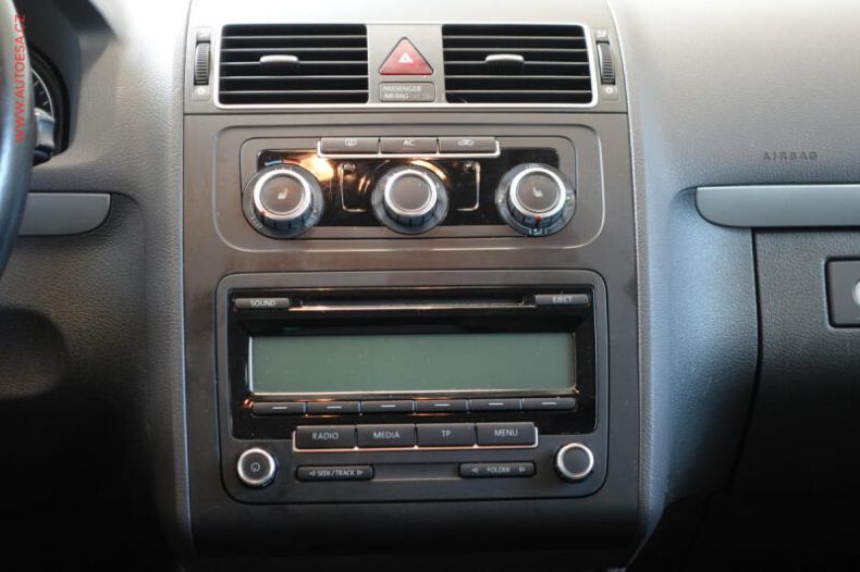 Volkswagen Touran - hlavní fotka