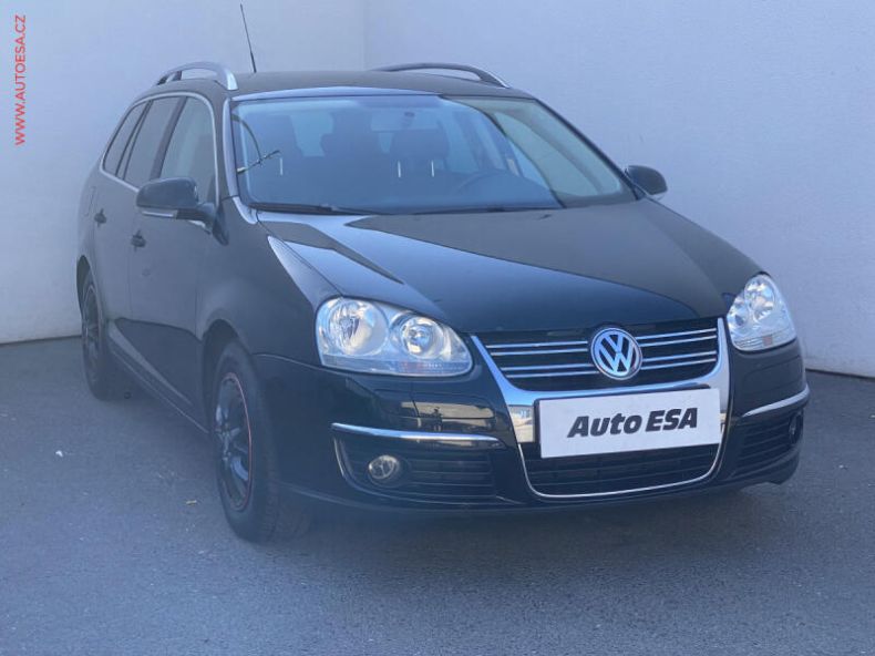 Volkswagen Golf - hlavní foto