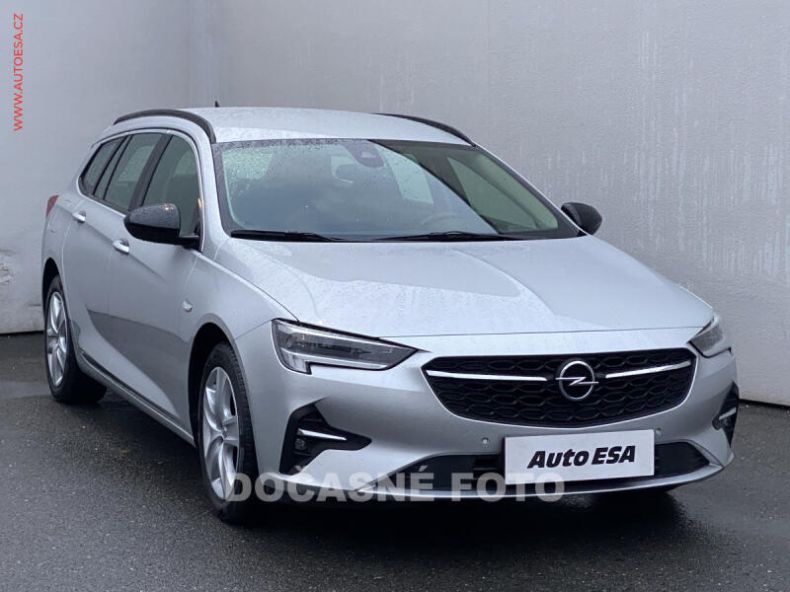 Opel Insignia - hlavní foto