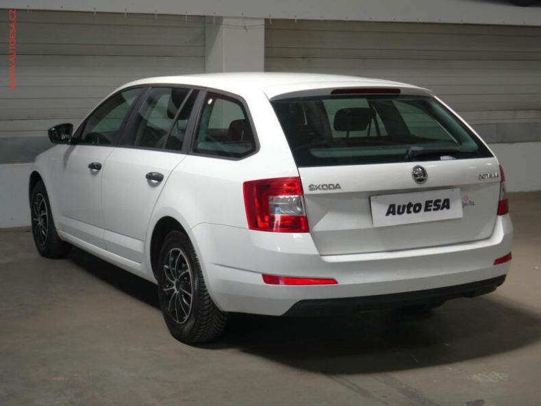 Škoda Octavia - hlavní fotka