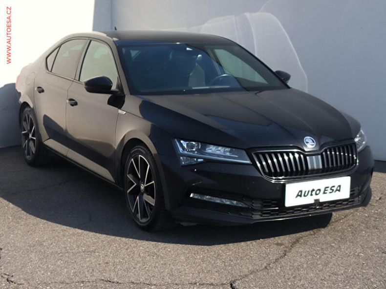 Škoda Superb - hlavní foto