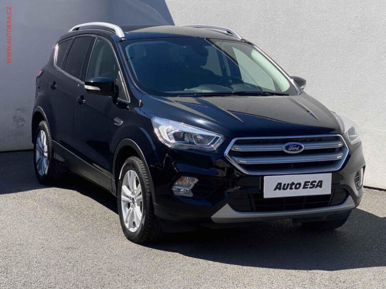 Ford Kuga - hlavní foto