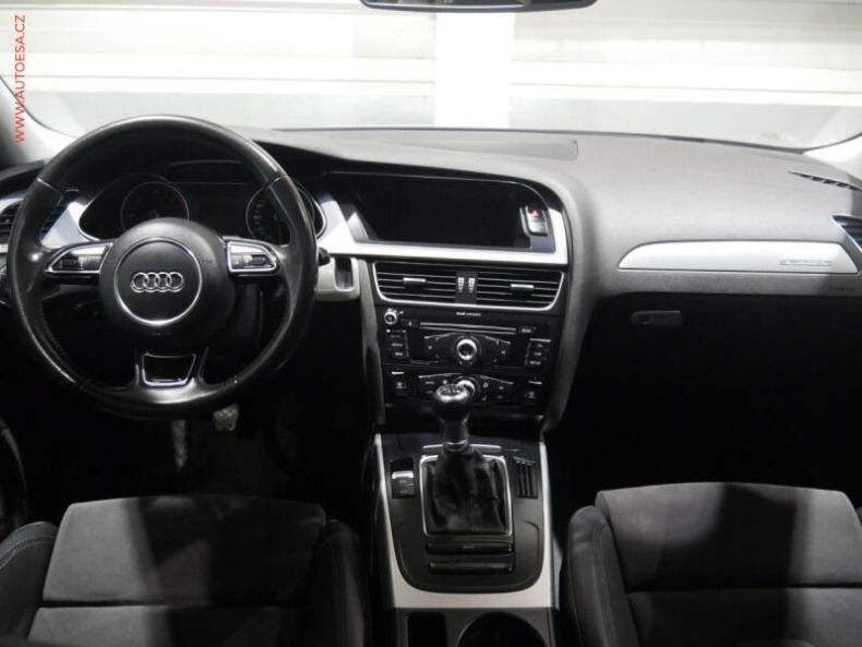 Audi A4 - hlavní fotka