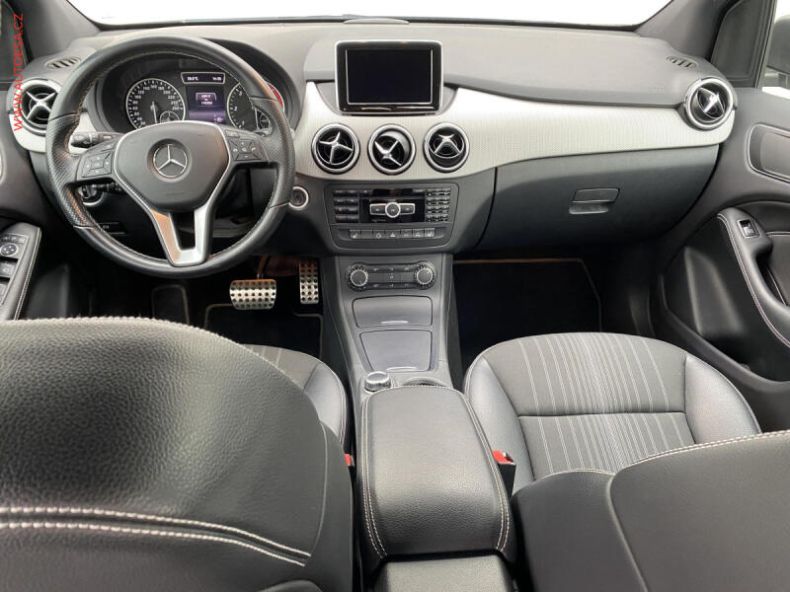 Mercedes Třída B - hlavní fotka