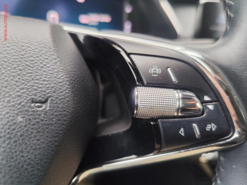 Škoda Octavia - hlavní fotka