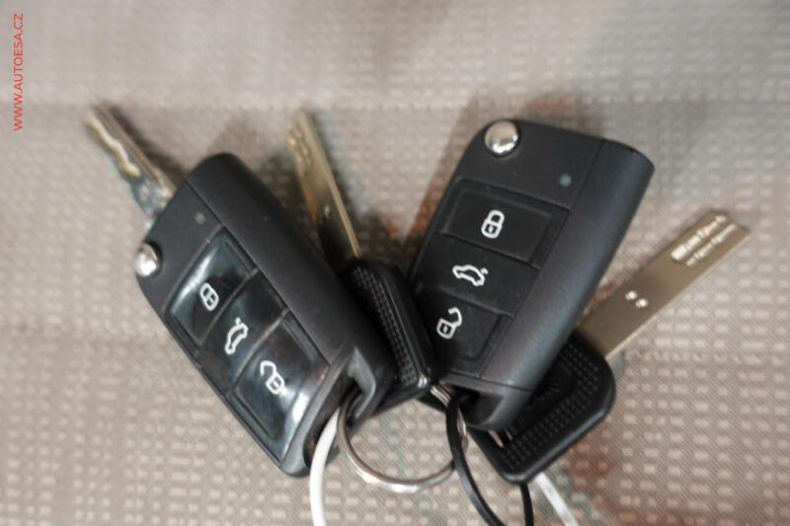 Škoda Octavia - hlavní fotka